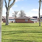 بيت للعطل Fy120-bogense-gronnevej-8-lejl-45 *